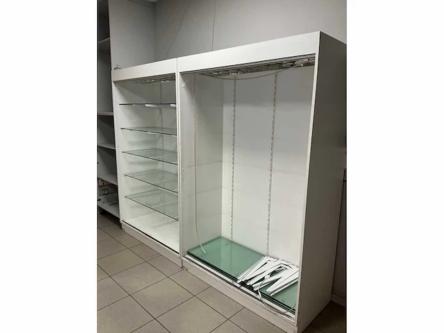 Partij kantoormeubialir - afbeelding 2 van  9