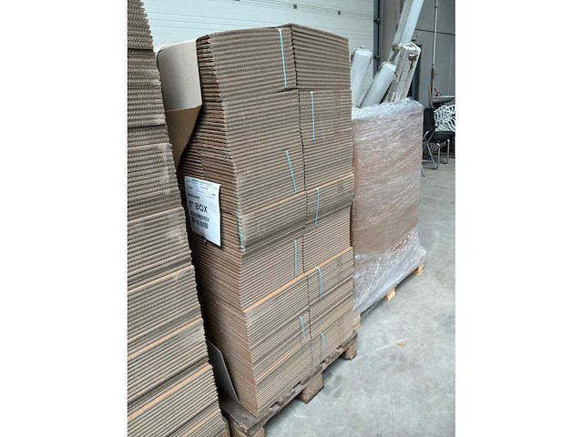 Partij kartonnen dozen - afbeelding 7 van  7