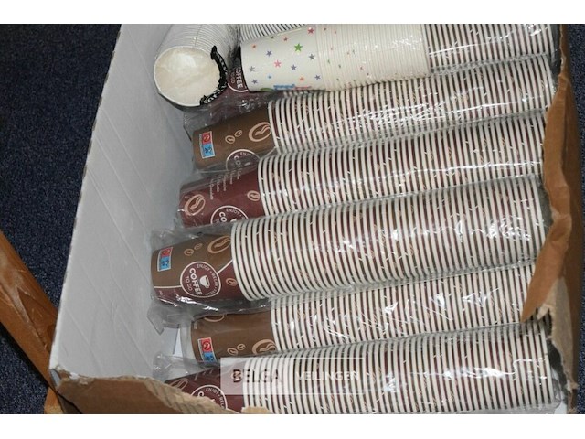 Partij kartonnen drinkbekers - afbeelding 3 van  3