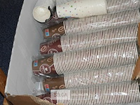 Partij kartonnen drinkbekers - afbeelding 3 van  3