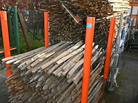 Partij kastanje houten hekwerk