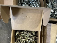Partij keil tapbouten diverse maten - afbeelding 2 van  9