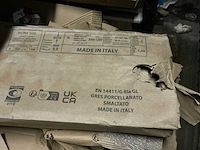 Partij keramische tegels - afbeelding 5 van  9