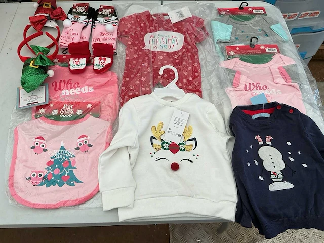 Partij kerst- & seizoensartikelen babykleding - afbeelding 3 van  4