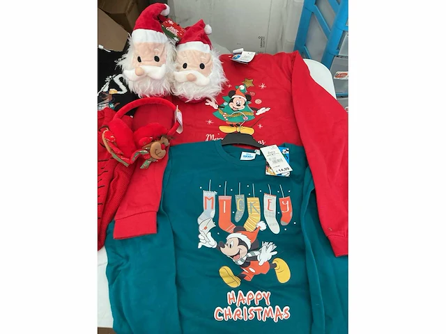 Partij kerst- & seizoensartikelen kleding en pantoffels - afbeelding 2 van  3