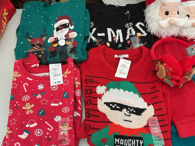 Partij kerst- & seizoensartikelen kleding en pantoffels - afbeelding 3 van  3