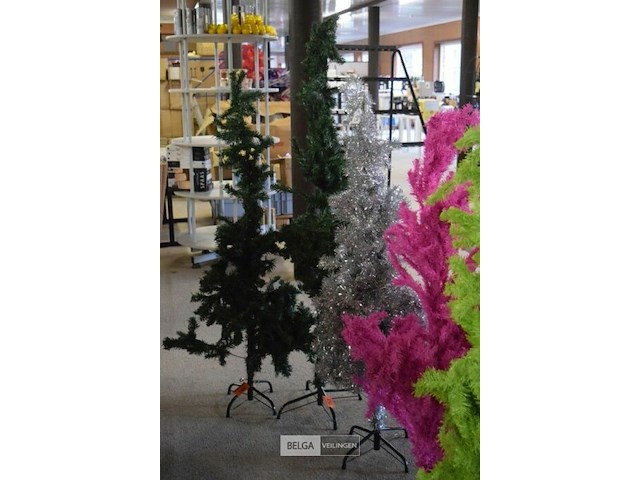 Partij kerstbomen - afbeelding 2 van  5