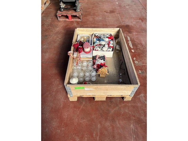 Partij kerstgerief incl doos - afbeelding 6 van  6