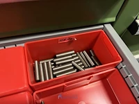 Partij kettingen, veren en industrieel bevestigingsmateriaal - afbeelding 25 van  180