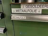 Partij kettingen, veren en industrieel bevestigingsmateriaal - afbeelding 95 van  180