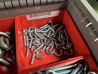 Partij kettingen, veren en industrieel bevestigingsmateriaal - afbeelding 99 van  180