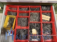 Partij kettingen, veren en industrieel bevestigingsmateriaal - afbeelding 104 van  180
