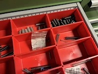 Partij kettingen, veren en industrieel bevestigingsmateriaal - afbeelding 123 van  180