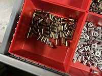 Partij kettingen, veren en industrieel bevestigingsmateriaal - afbeelding 180 van  180