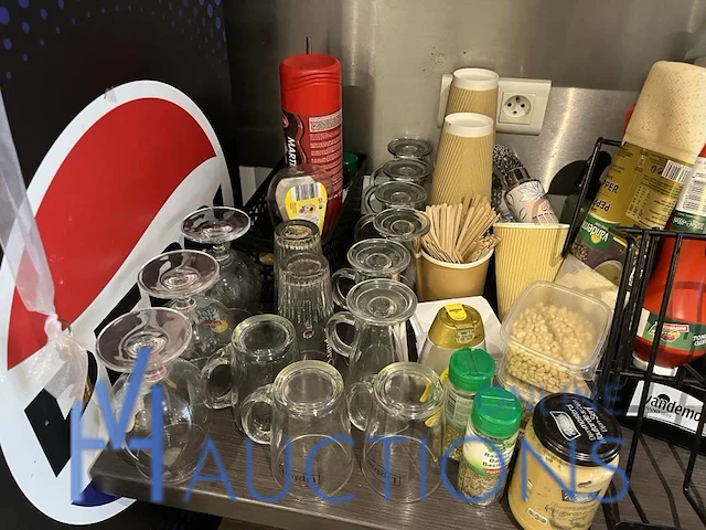 Partij keukenaccessoires waaronder 7 sausdispensers - afbeelding 4 van  8