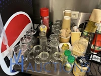 Partij keukenaccessoires waaronder 7 sausdispensers - afbeelding 4 van  8