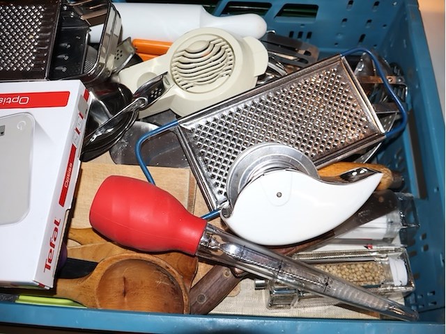 Partij keukenbenodigdheden - afbeelding 3 van  7