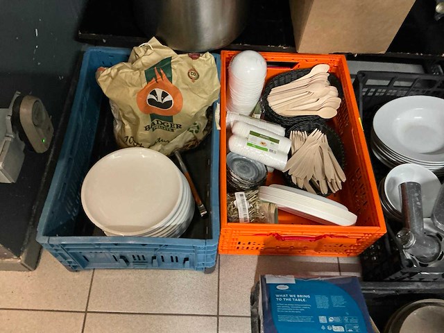 Partij keukenbenodigdheden - afbeelding 17 van  19