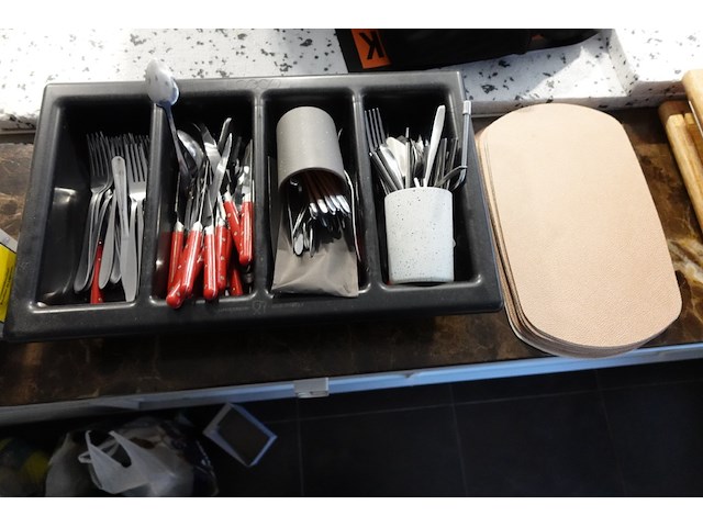 Partij keukenmateriaal - afbeelding 2 van  5