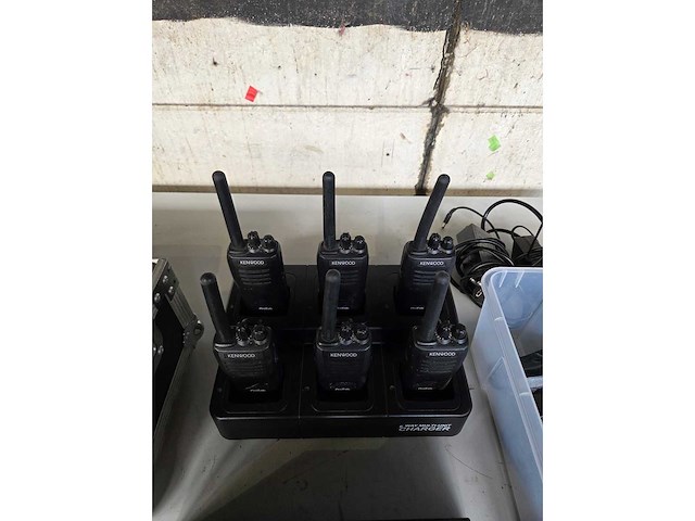 Partij kewood walkie-talkie - afbeelding 1 van  7
