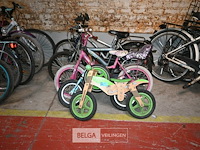 Partij kinderfietsen - afbeelding 1 van  4