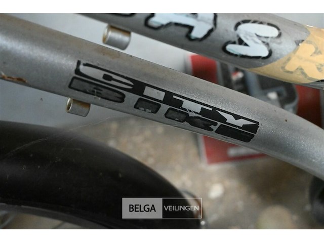 Partij kinderfietsen - afbeelding 4 van  4