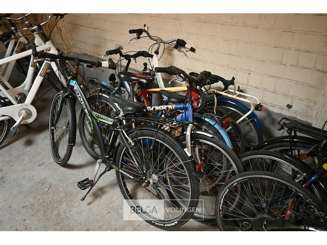 Partij kinderfietsen - afbeelding 2 van  6