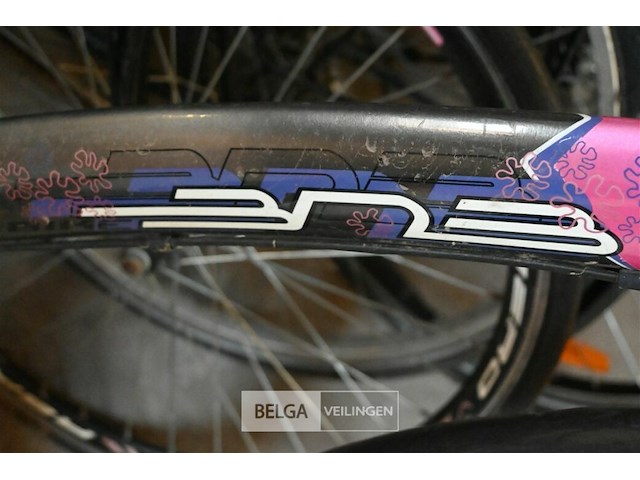 Partij kinderfietsen - afbeelding 3 van  6