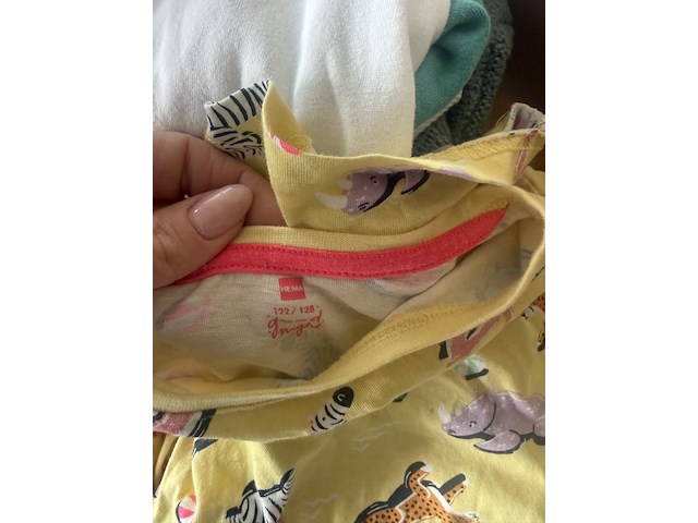 Partij kinderkledij & accessoires - afbeelding 4 van  27