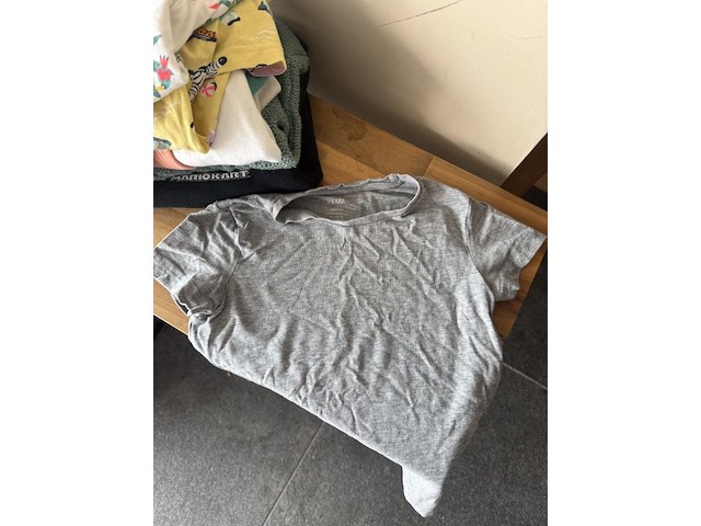 Partij kinderkledij & accessoires - afbeelding 6 van  27