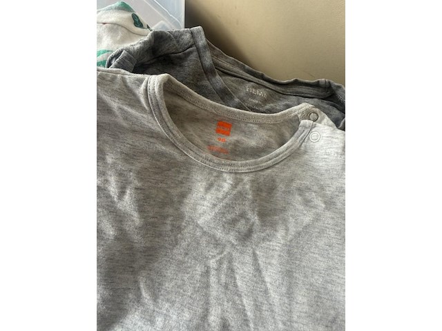 Partij kinderkledij & accessoires - afbeelding 7 van  27