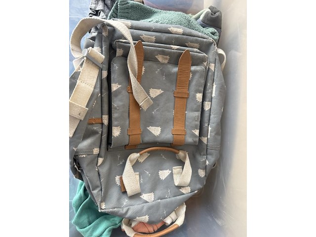 Partij kinderkledij & accessoires - afbeelding 23 van  27