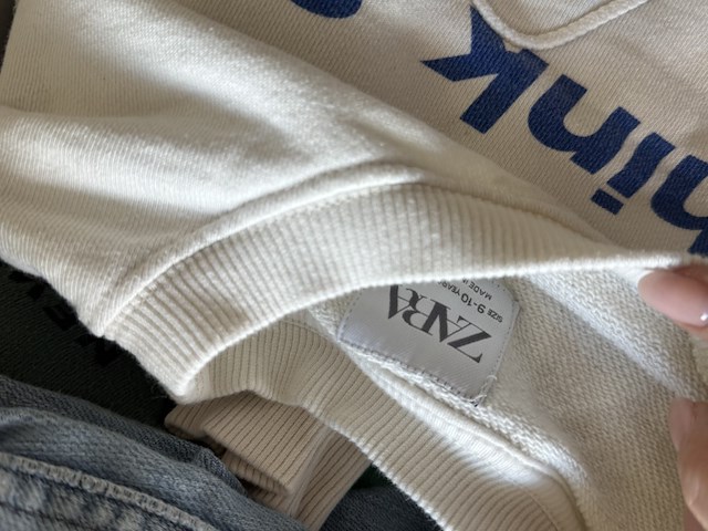 Partij kinderkledij - afbeelding 20 van  24