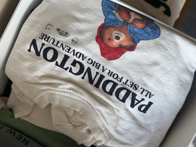 Partij kinderkledij - afbeelding 23 van  24