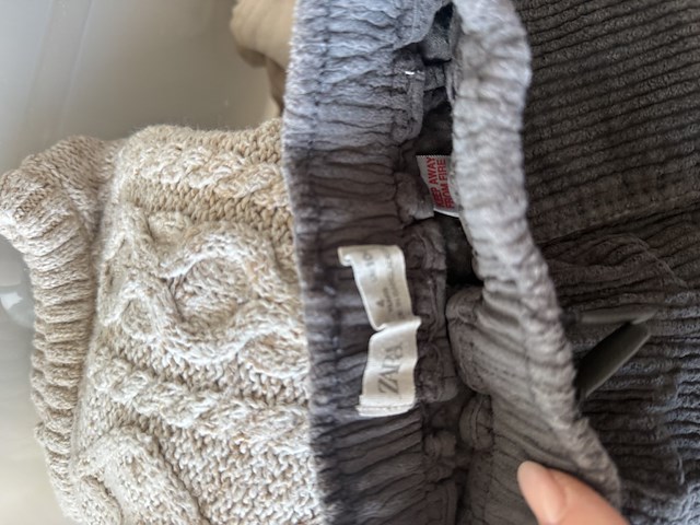 Partij kinderkledij - afbeelding 14 van  34