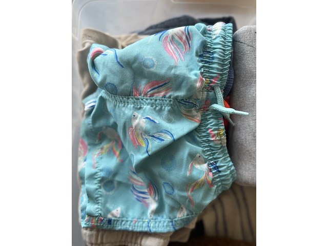 Partij kinderkledij - afbeelding 31 van  34