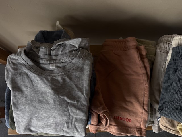 Partij kinderkledij - afbeelding 12 van  26