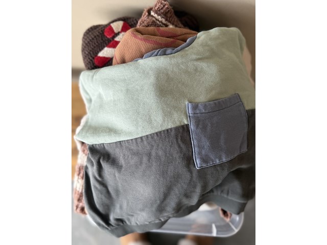 Partij kinderkledij - afbeelding 7 van  16