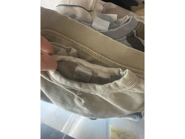 Partij kinderkledij - afbeelding 2 van  22