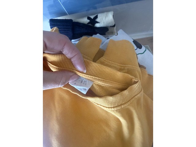 Partij kinderkledij - afbeelding 13 van  22