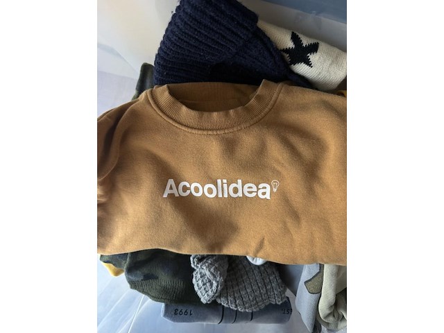 Partij kinderkledij - afbeelding 14 van  22