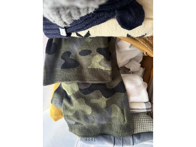 Partij kinderkledij - afbeelding 18 van  22