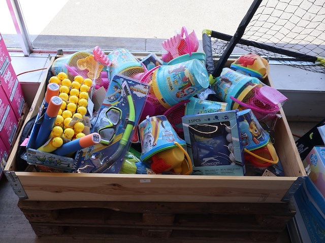 Partij kinderspeelgoed - afbeelding 1 van  4