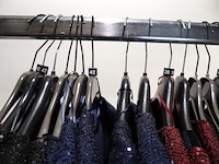 Partij kledij vrouwen (plm 25) - afbeelding 8 van  10