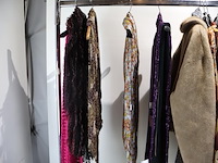 Partij kledij vrouwen (plm 25) - afbeelding 9 van  10