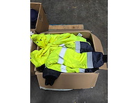 Partij kleding en textiel - afbeelding 5 van  5