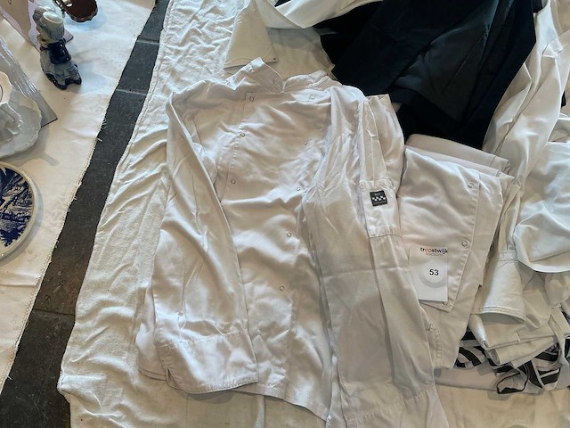 Partij kleding - afbeelding 2 van  5