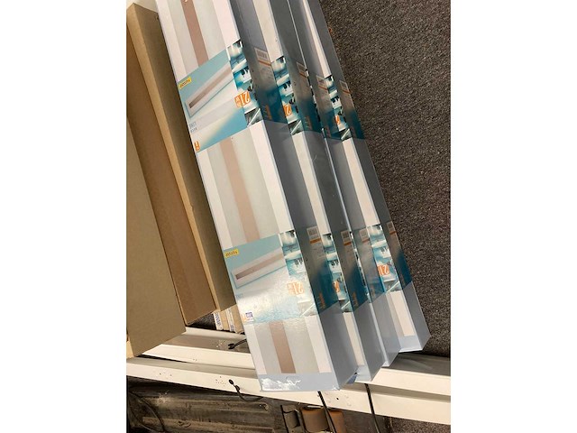 Partij klein meubilair - afbeelding 13 van  26