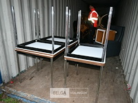 Partij kleine tafels