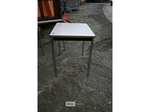 Partij kleine tafels - afbeelding 4 van  5